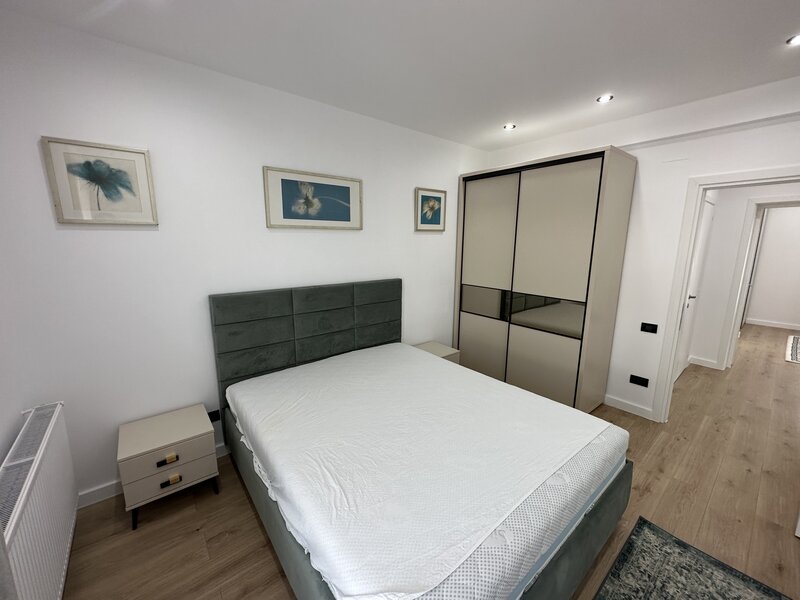 Tunari, Primarie, Complex Paris Residence